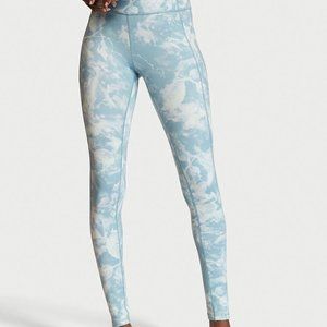 NEW Victoria's Secret Essential Pocket Legging-Size 10 *Blue Frozen Texture*